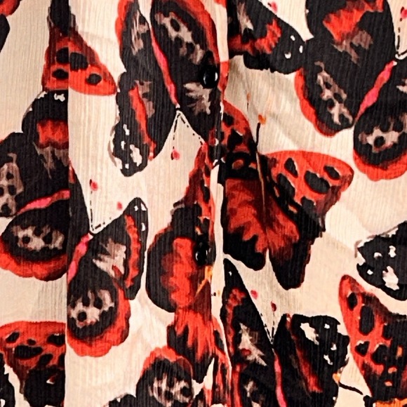 Tucker top blouse S/M Butterfly Silk 3/4 Sleeve Button Up Blouse Boho Designer - Picture 2 of 12